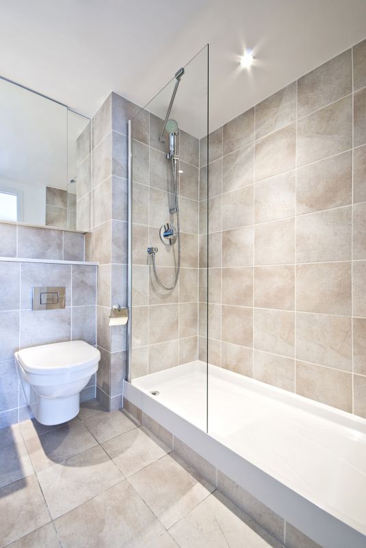 Tile-Design Shower